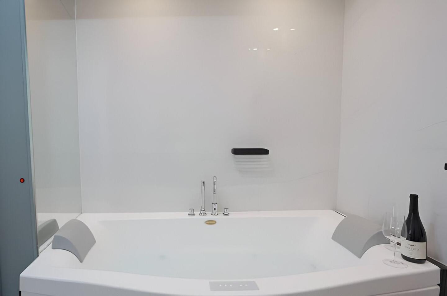 Paradise+ With Jacuzzi In The Heart Of Athens! Eksteriør billede